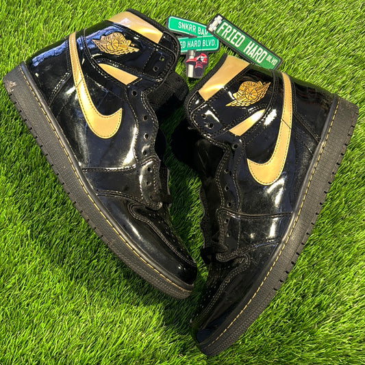 Air Jordan 1 Retro High OG 'Black Metallic Gold'