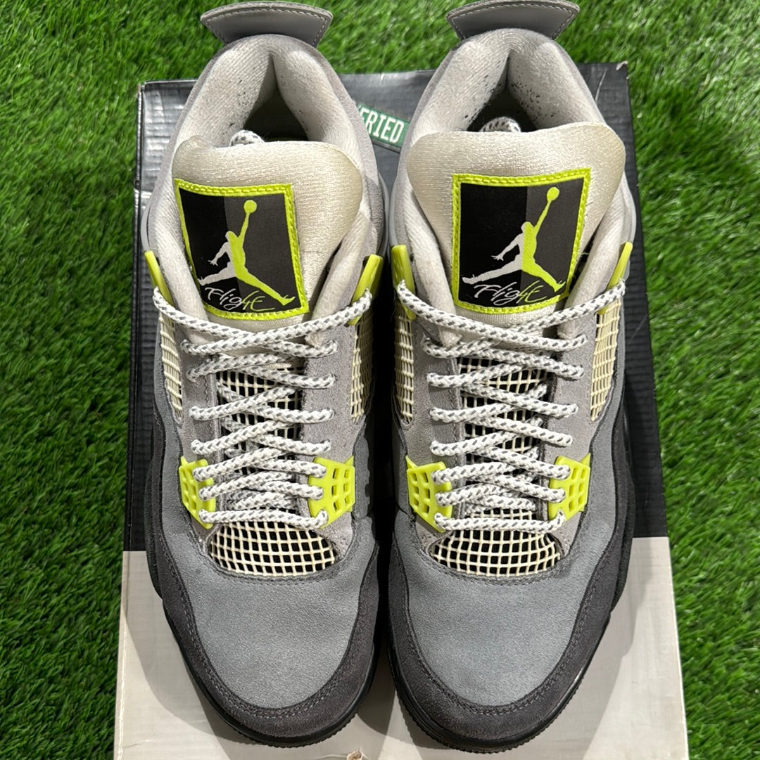 Air Jordan 4 Retro SE 'Neon 95'