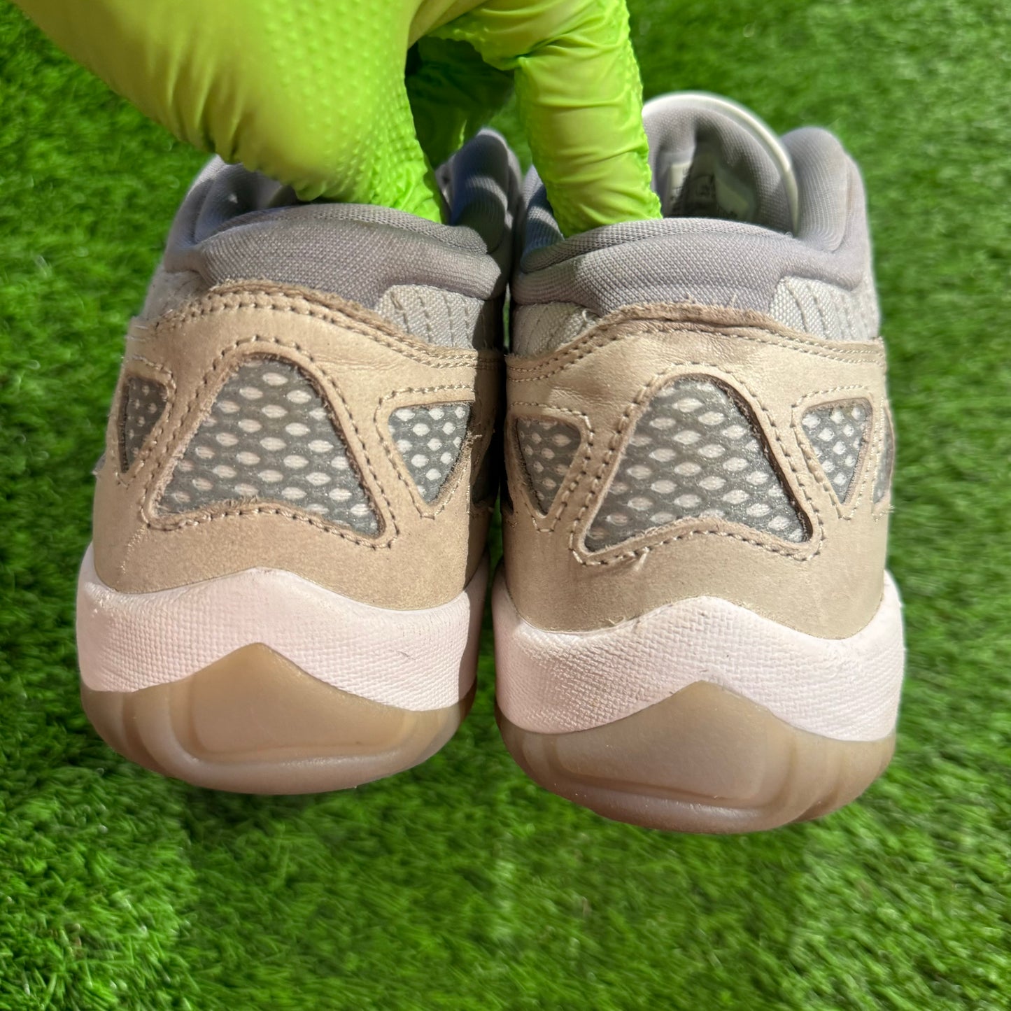 Air Jordan 11 Retro Low IE 'Light Orewood Brown'