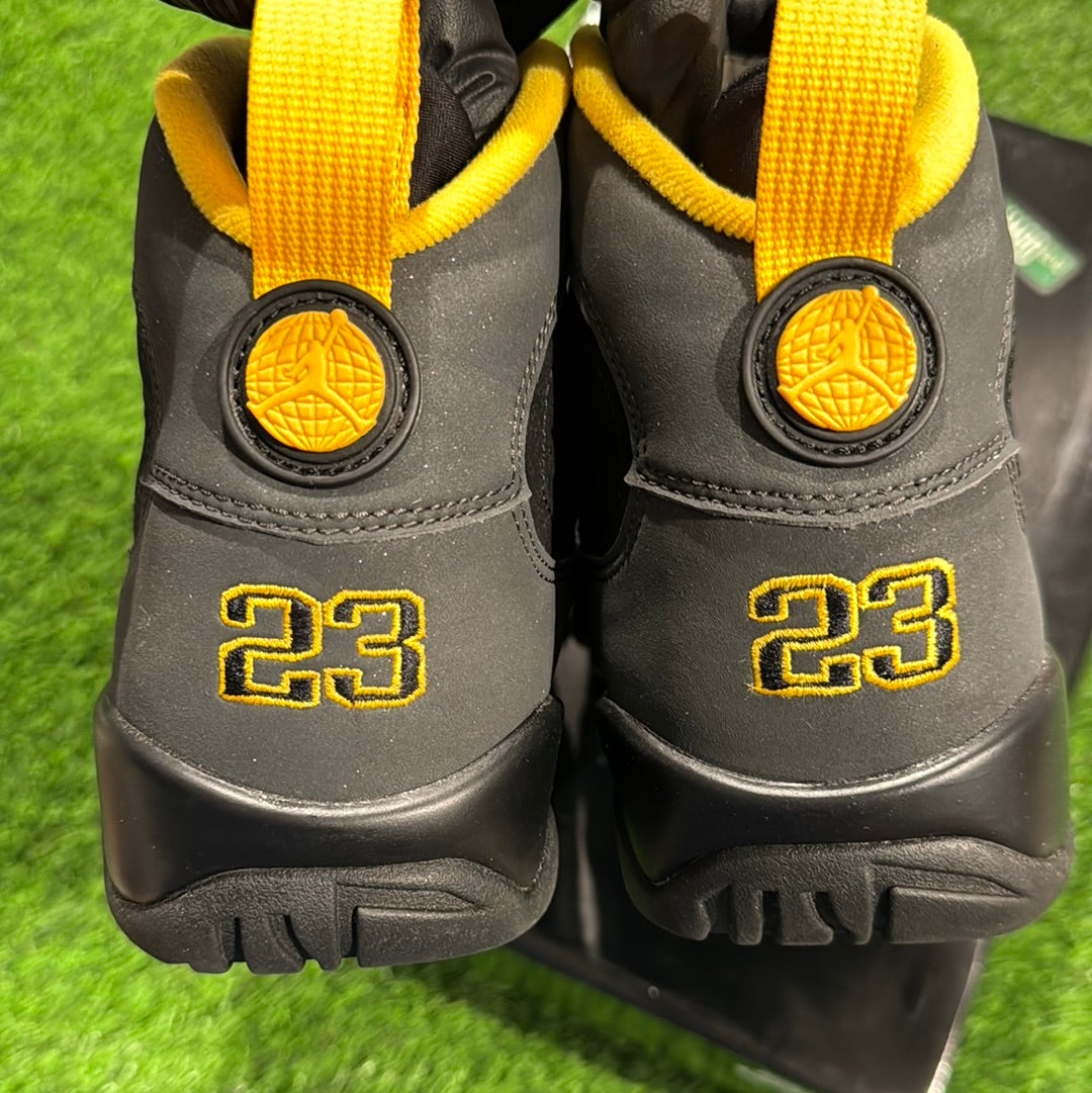 Air Jordan 9 Retro ‘Dark Charcoal University Gold’