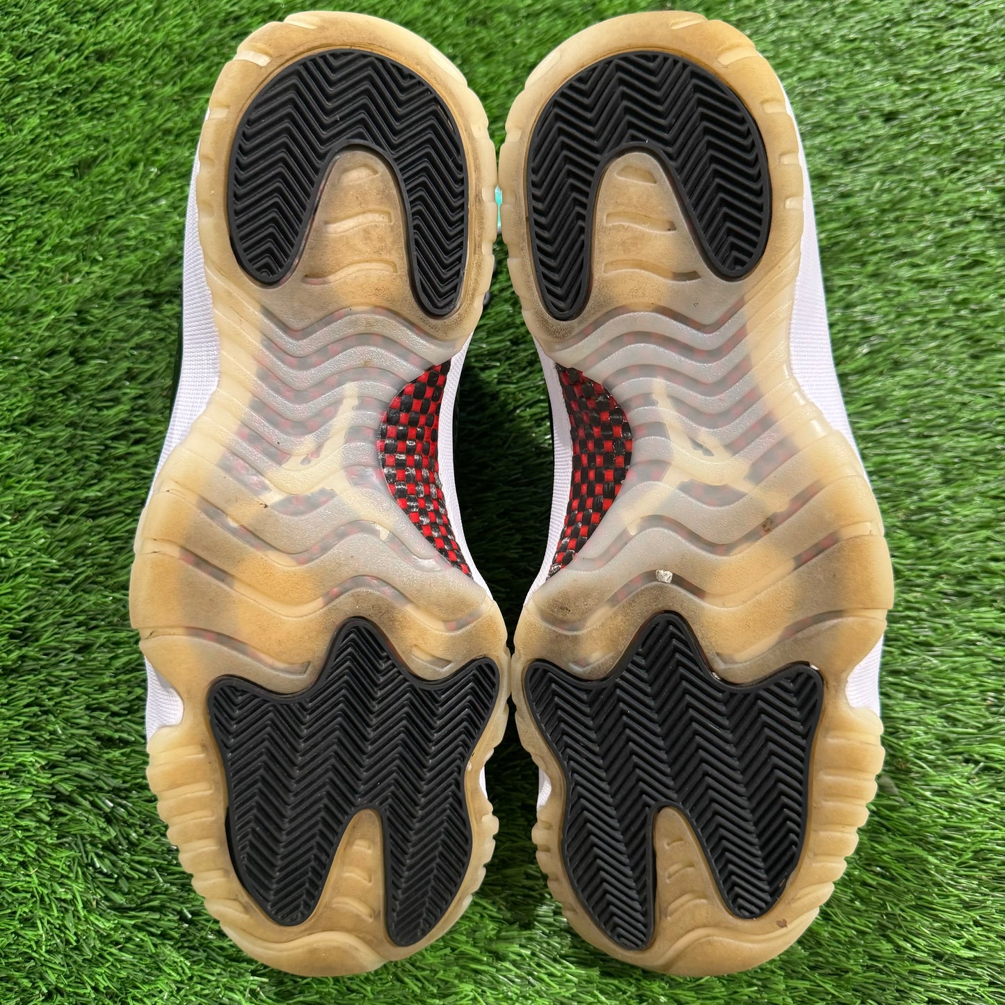 Air Jordan 11 Retro Low '72-10'