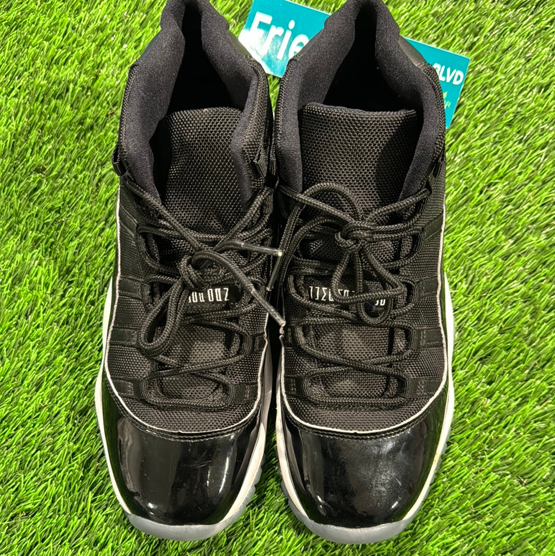 Air Jordan 11 Retro BG 'Space Jam' 2016