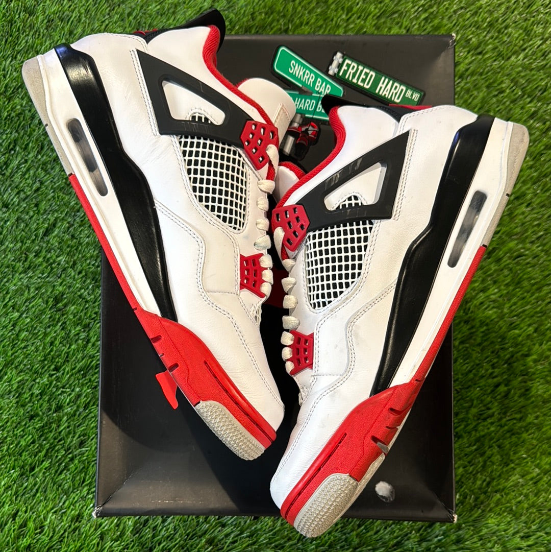 Air Jordan 4 Retro OG 'Fire Red' 2020