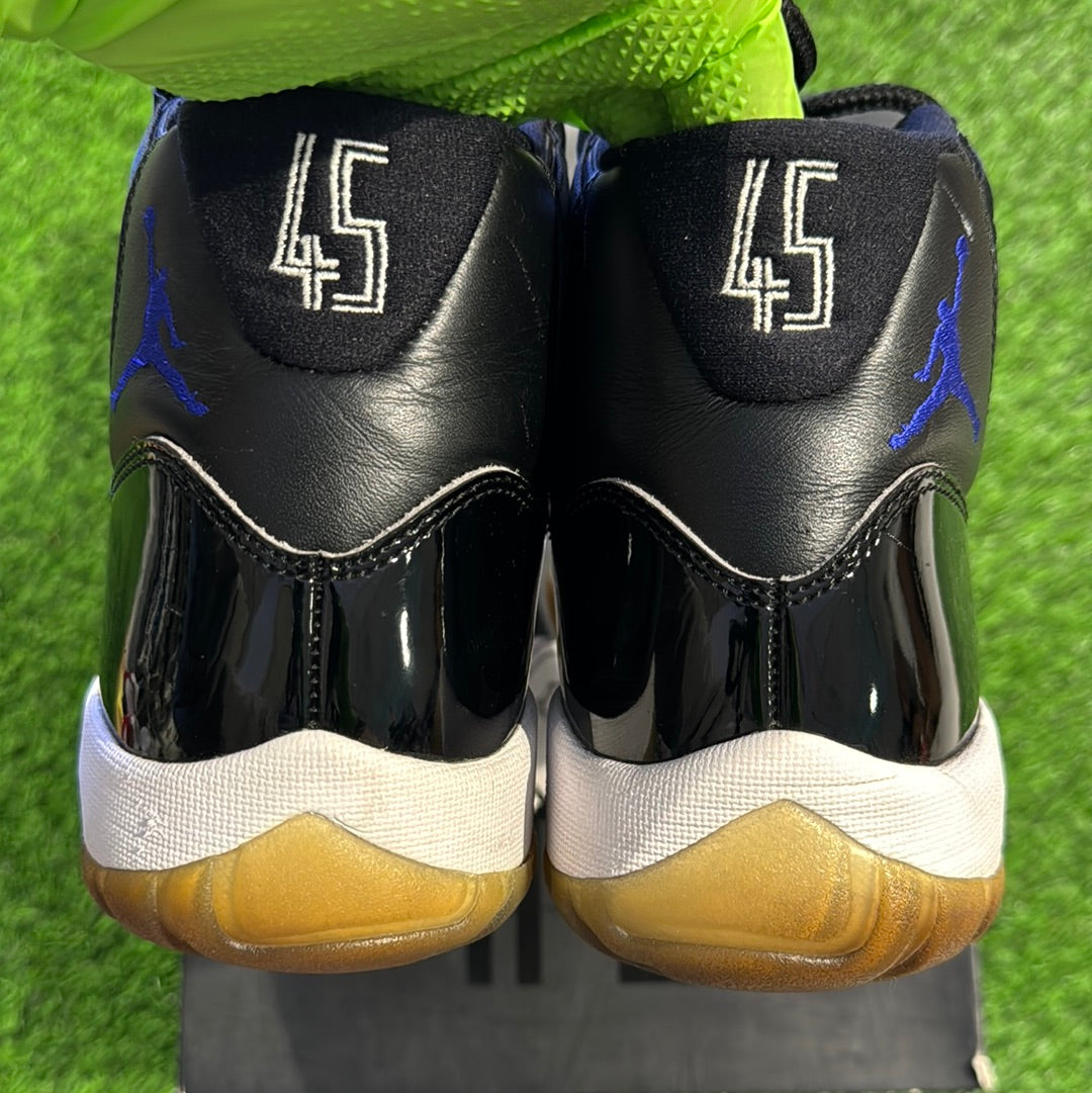 Air Jordan 11 Retro 'Space Jam' 2016