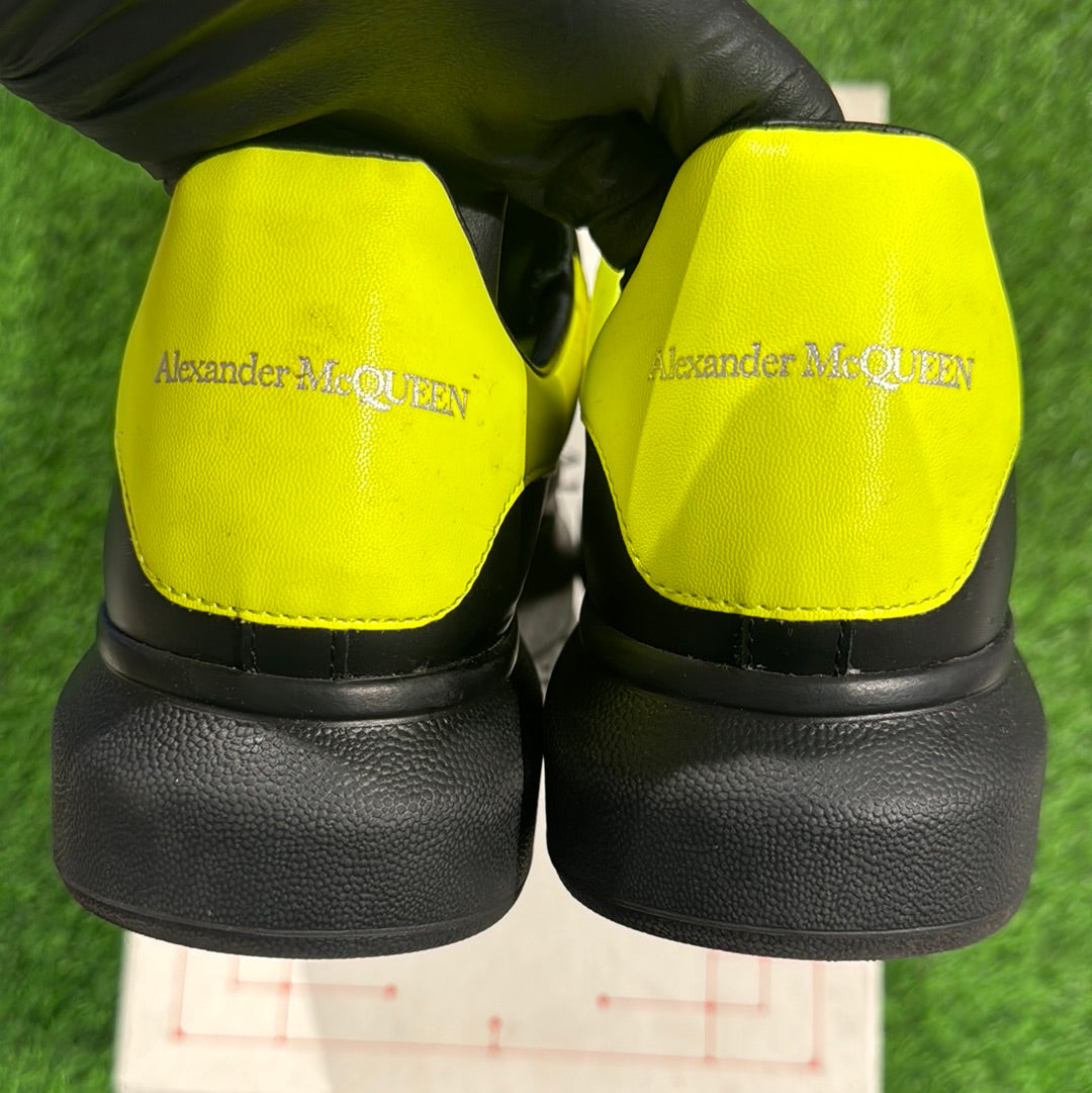 Alexander McQueen Oversized Sneaker 'Black Volt’