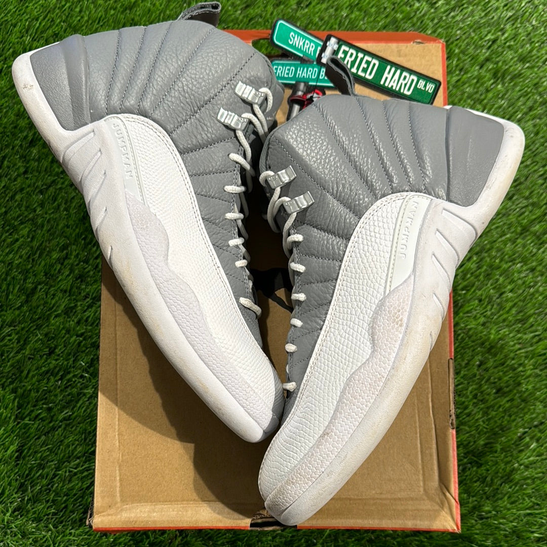 Air Jordan 12 Retro 'Stealth'