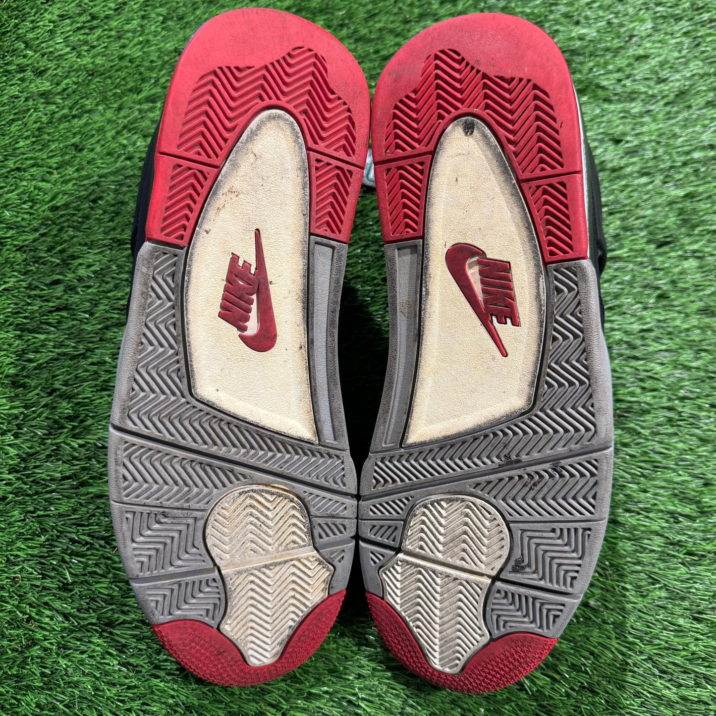 Air Jordan 4 Retro OG 'Bred' 2019