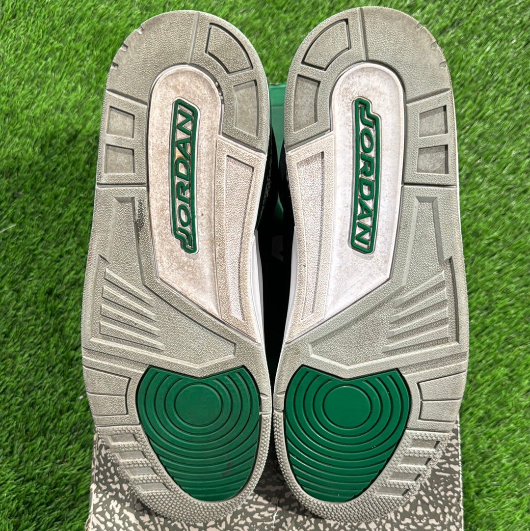 Air Jordan 3 Retro 'Pine Green'