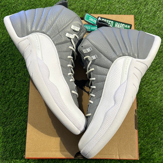 Air Jordan 12 Retro 'Stealth'