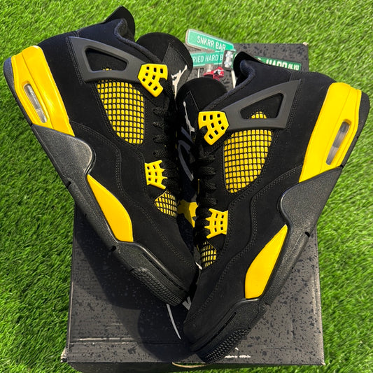 Air Jordan 4 Retro 'Thunder' 2023