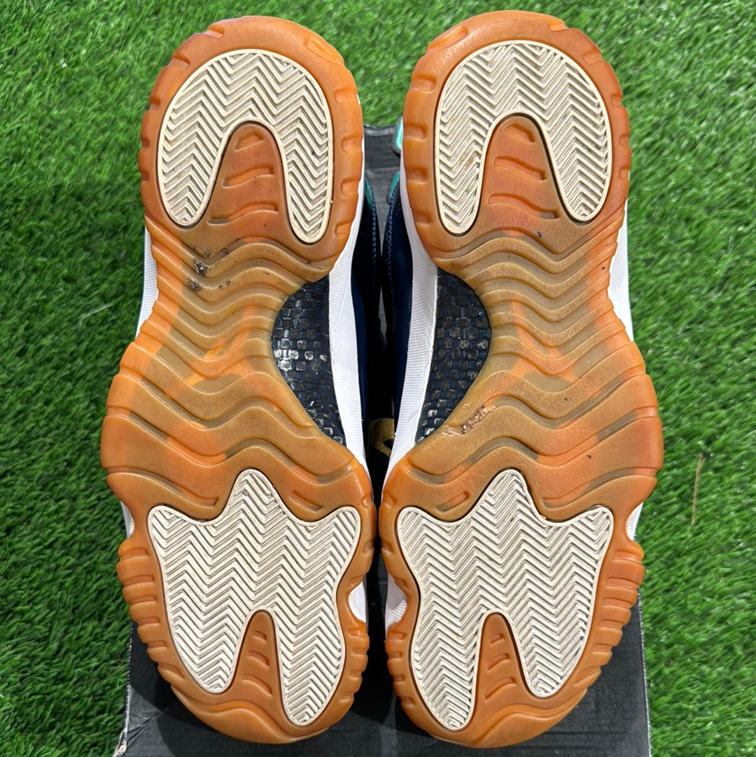 Air Jordan 11 Retro Low 'Navy Gum'