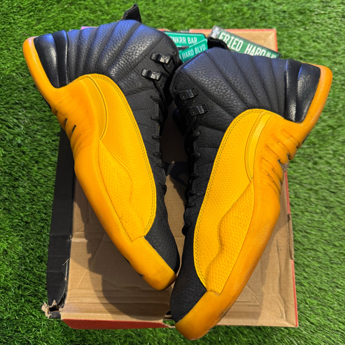 Air Jordan 12 Retro 'University Gold'