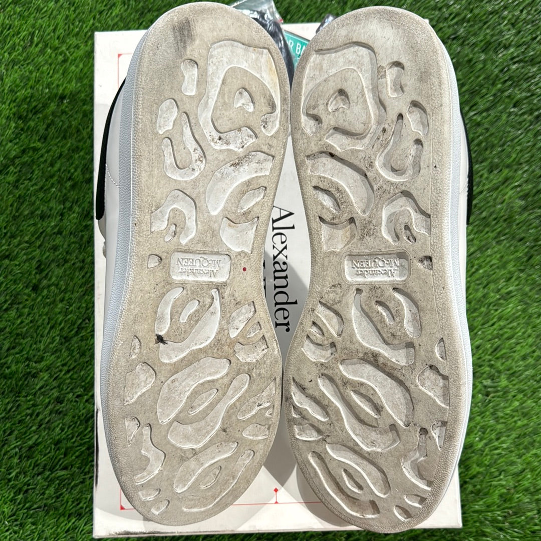 Alexander McQueen Wmns Oversized Sneaker 'White Black' 2019