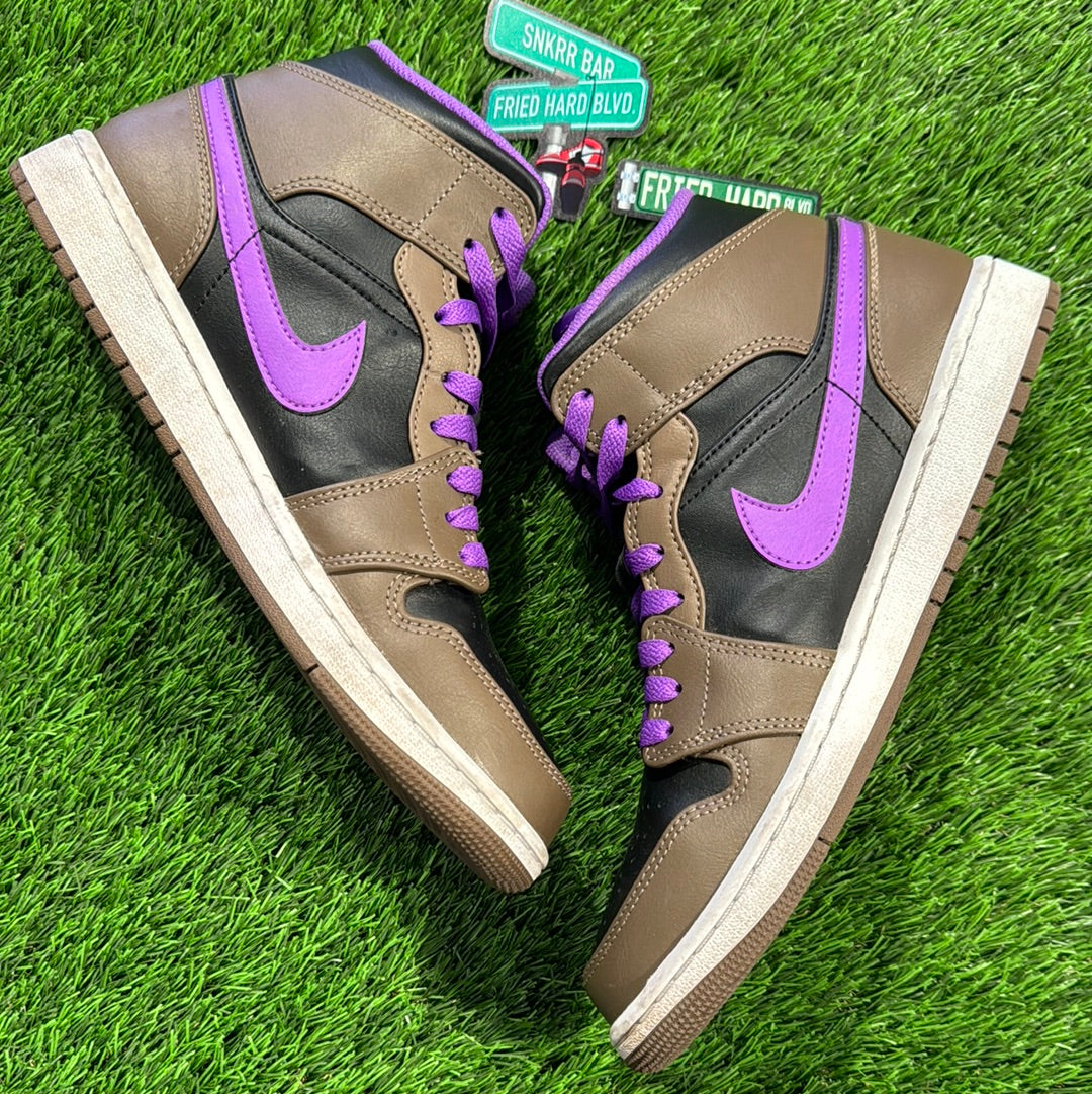 Air Jordan 1 Mid 'Palomino'