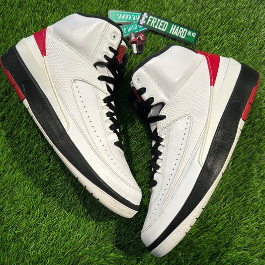 Air Jordan 2 Retro 'Chicago' 2022