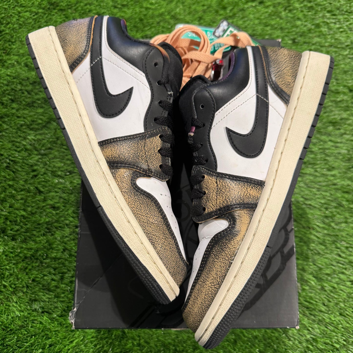 Air Jordan 1 Low SE 'Wear-Away - Tan' 9M/10.5W