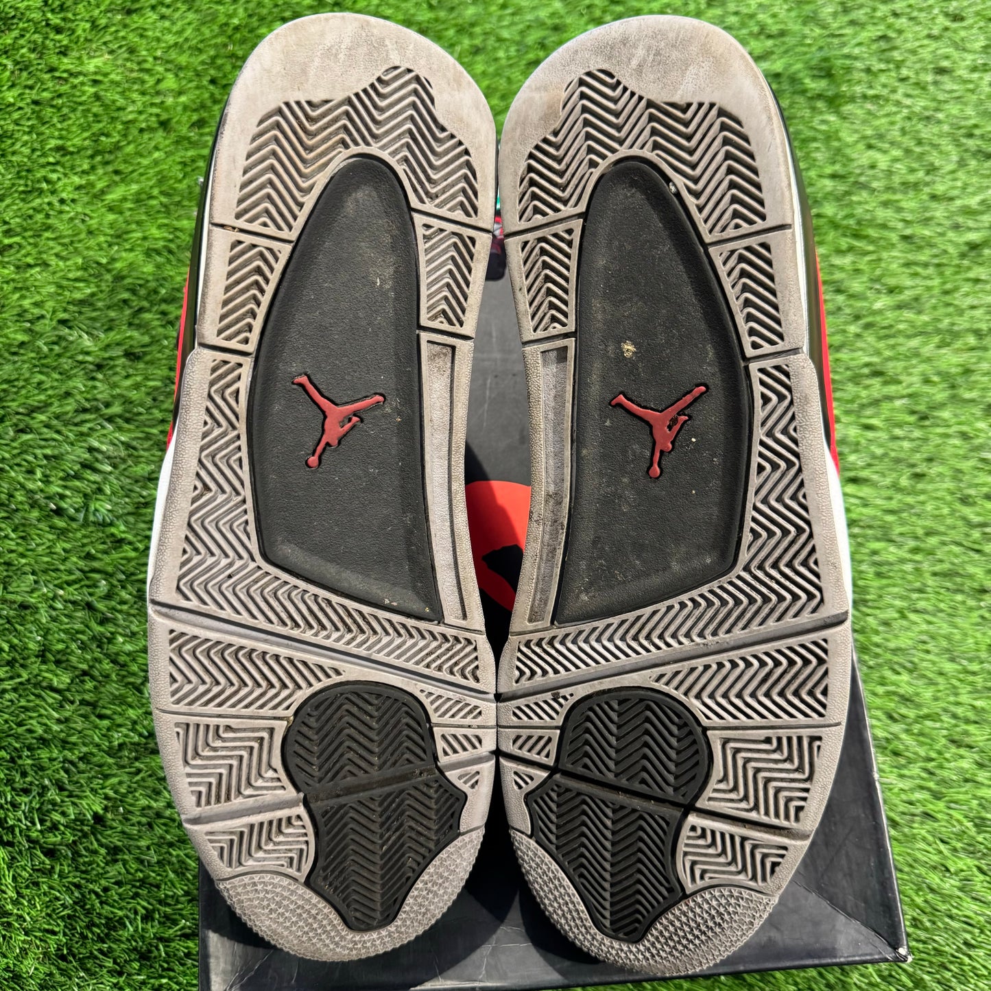 Air Jordan 4 Retro 'Toro Bravo'