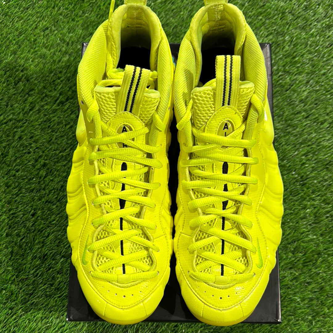 Air Foamposite Pro 'Volt' 2021