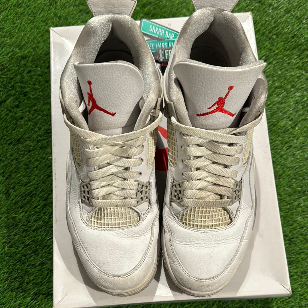 Air Jordan 4 Retro 'White Oreo'