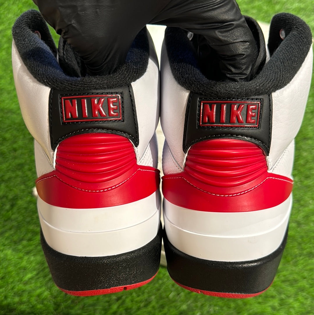 Air Jordan 2 Retro 'Chicago' 2022