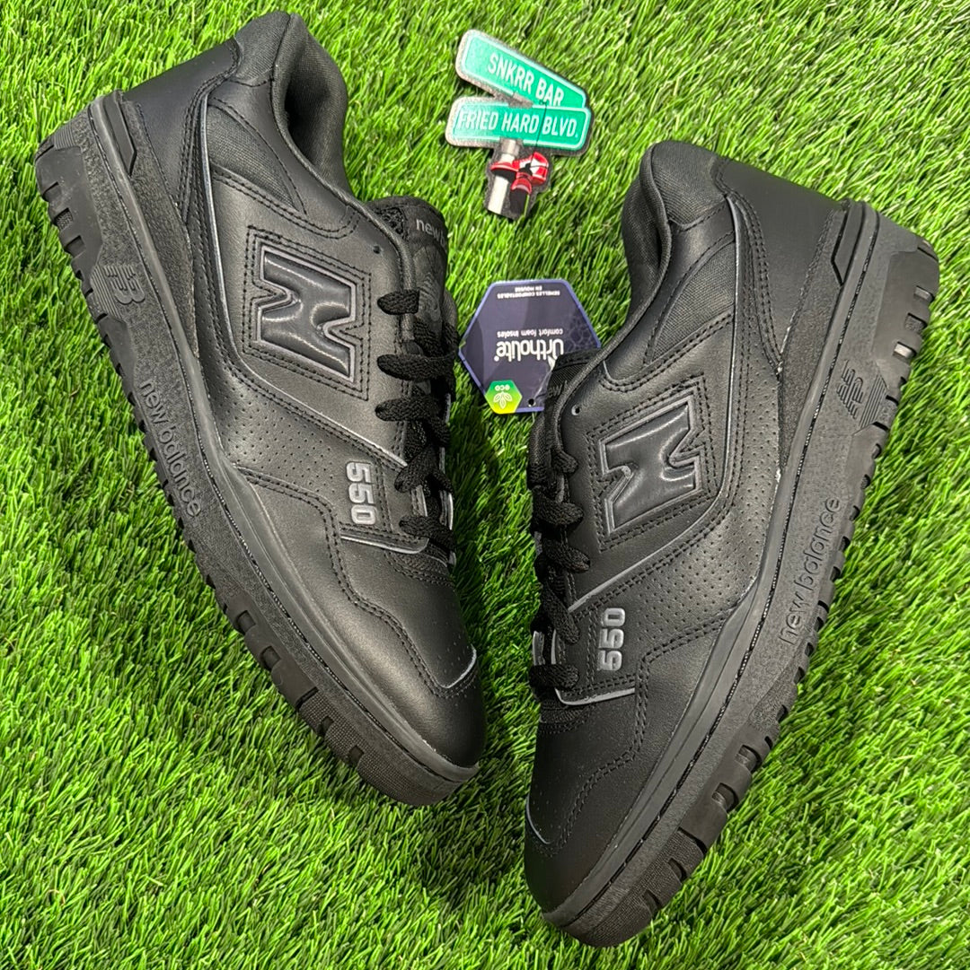 New Balance 550 'Triple Black' 9M/10.5 â Fried Hard Blvd.