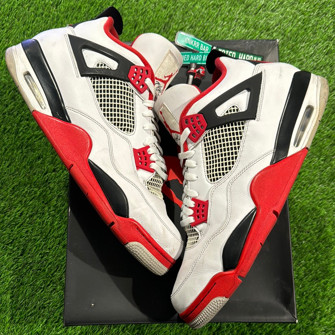 Air Jordan 4 Retro OG 'Fire Red' 2020