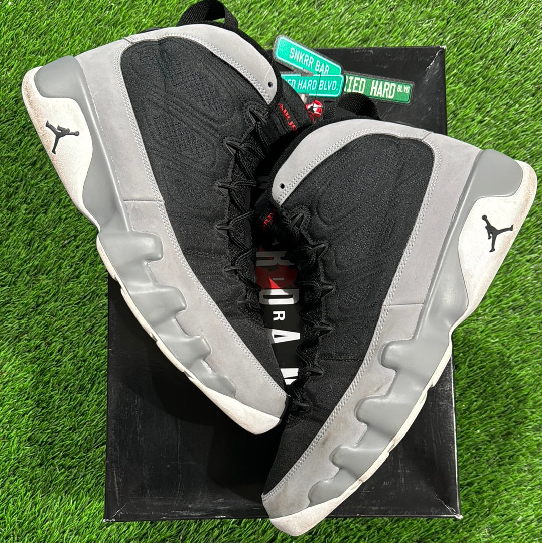 Air Jordan 9 Retro 'Particle Grey'