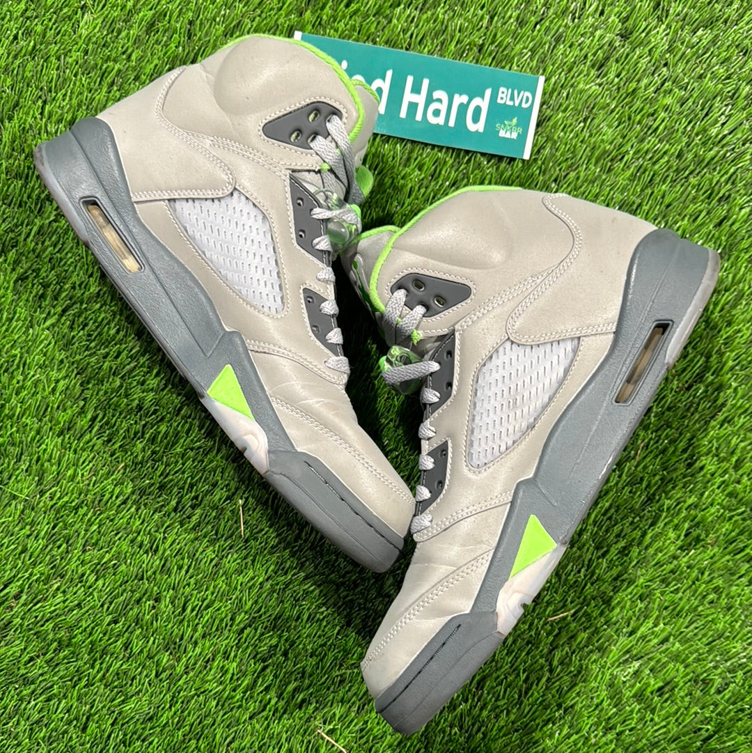 Air Jordan 5 Retro 'Green Bean' 2022