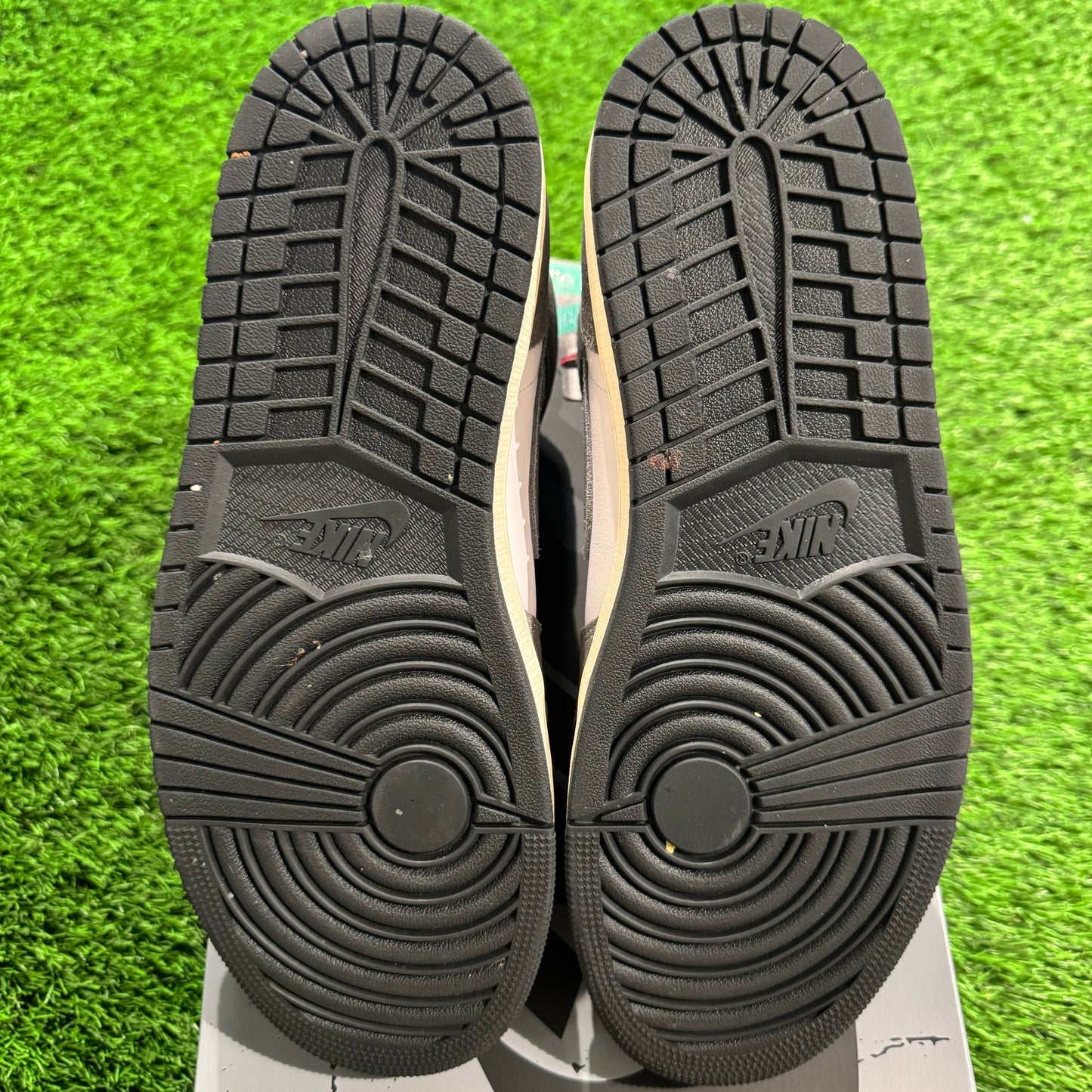 Air Jordan 1 Retro High OG 'Washed Black'