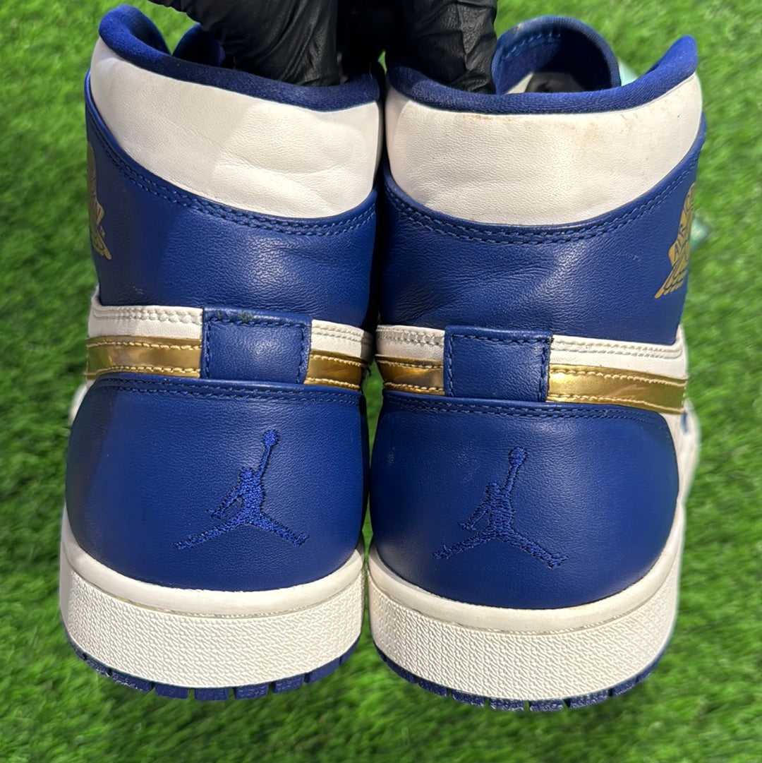 Air Jordan 1 Retro High 'Gold Medal'