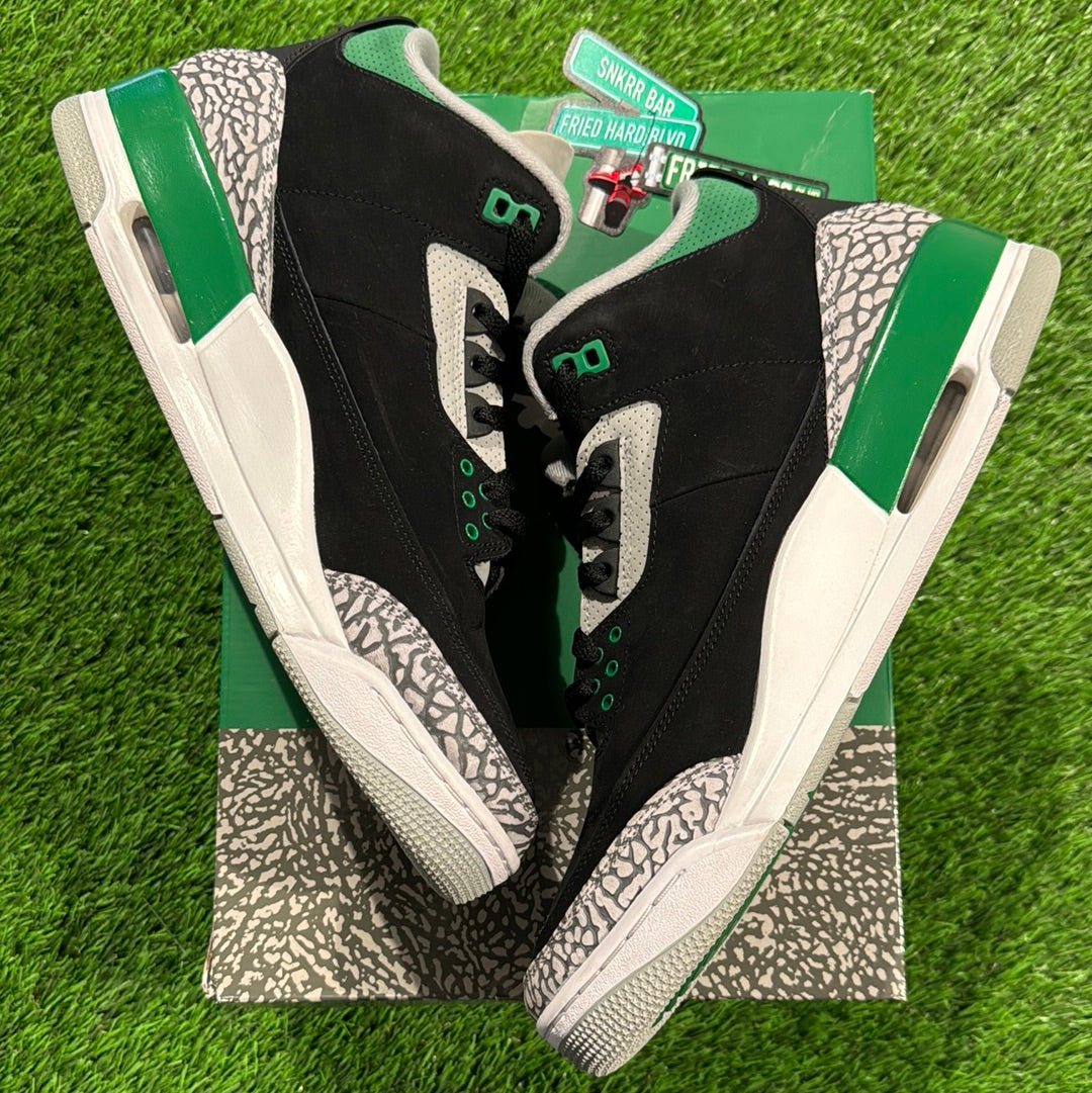 Air Jordan 3 Retro 'Pine Green'