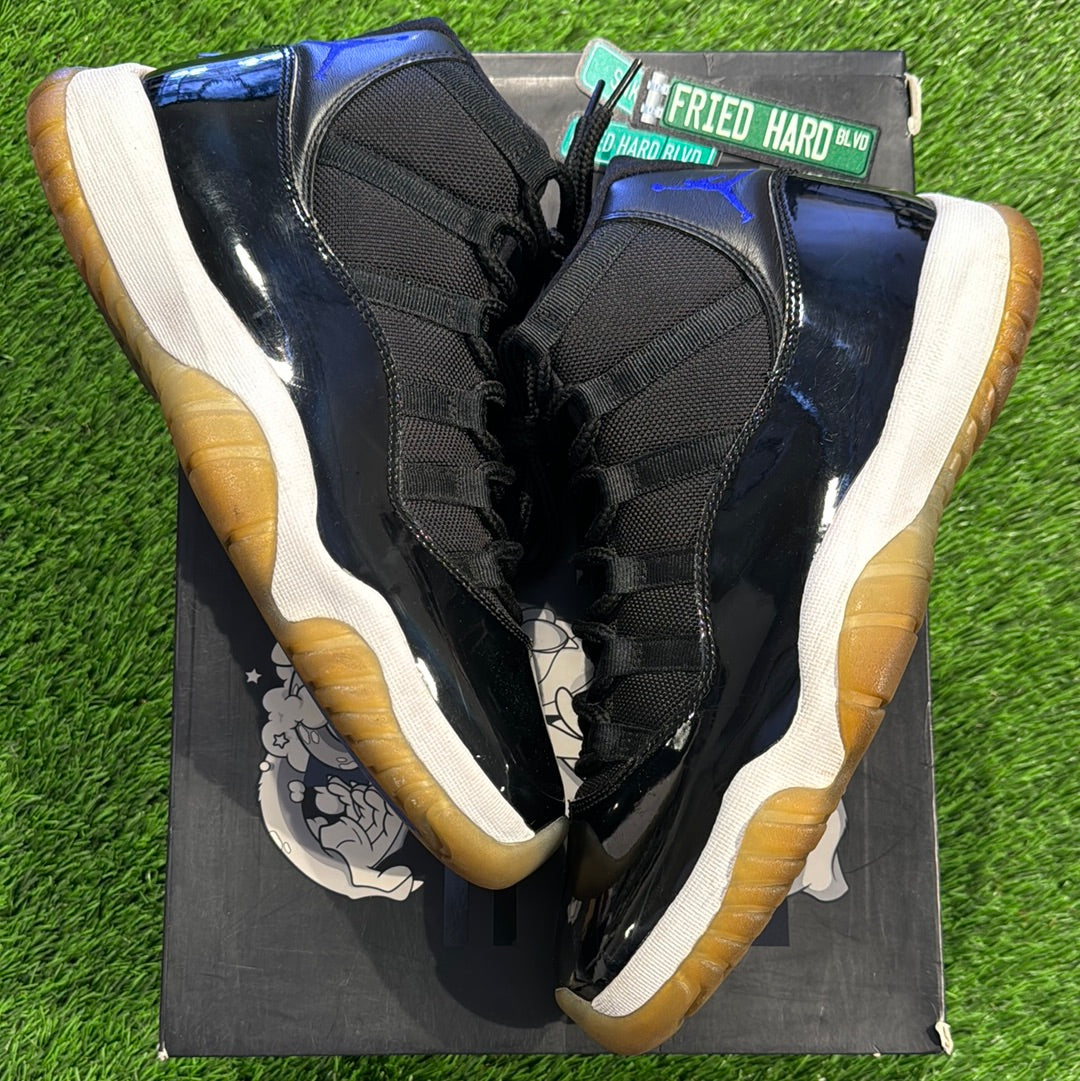 Air Jordan 11 Retro 'Space Jam' 2016