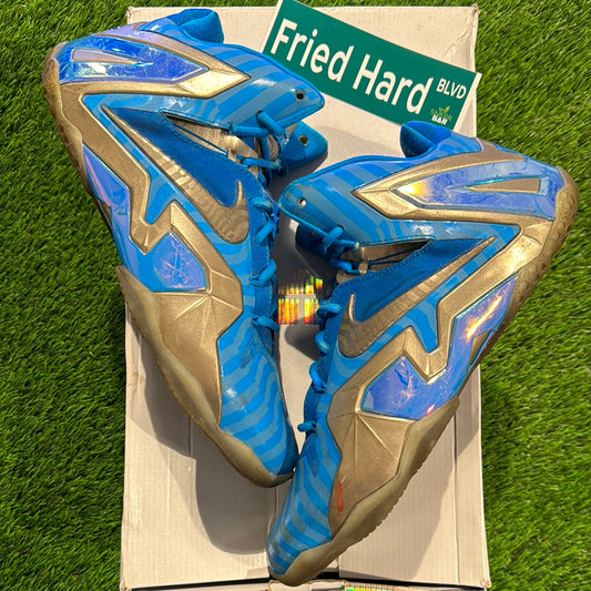 LeBron 11 Elite Collection 'Maison Du LeBron'
