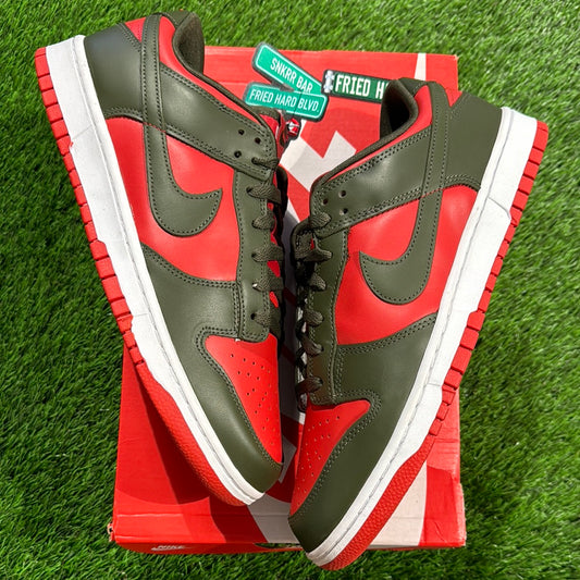 Dunk Low 'Cargo Khaki Mystic Red'