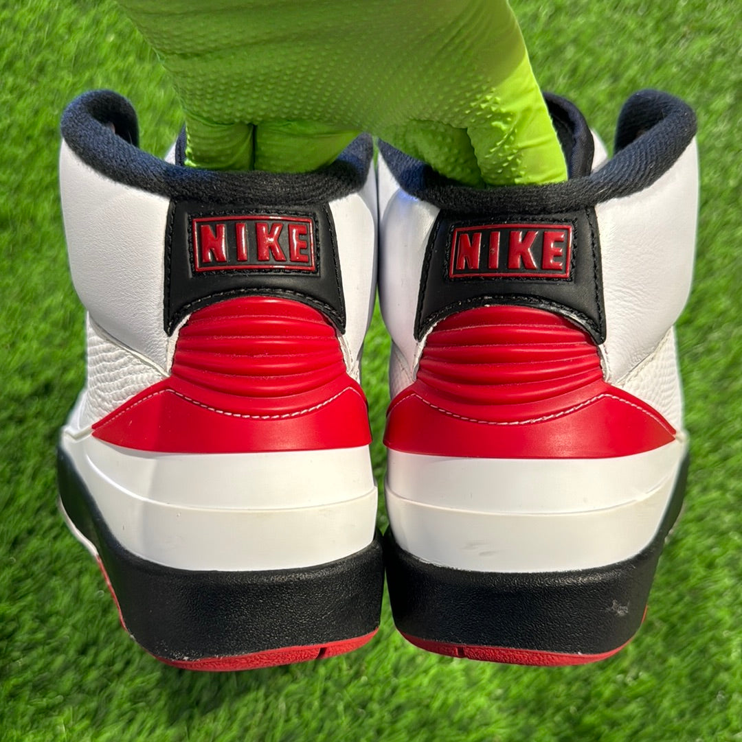 Air Jordan 2 Retro 'Chicago' 2022
