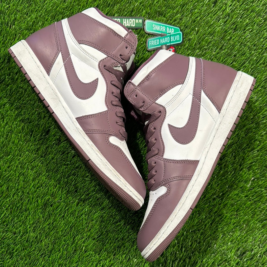 Air Jordan 1 Retro High OG 'Mauve'