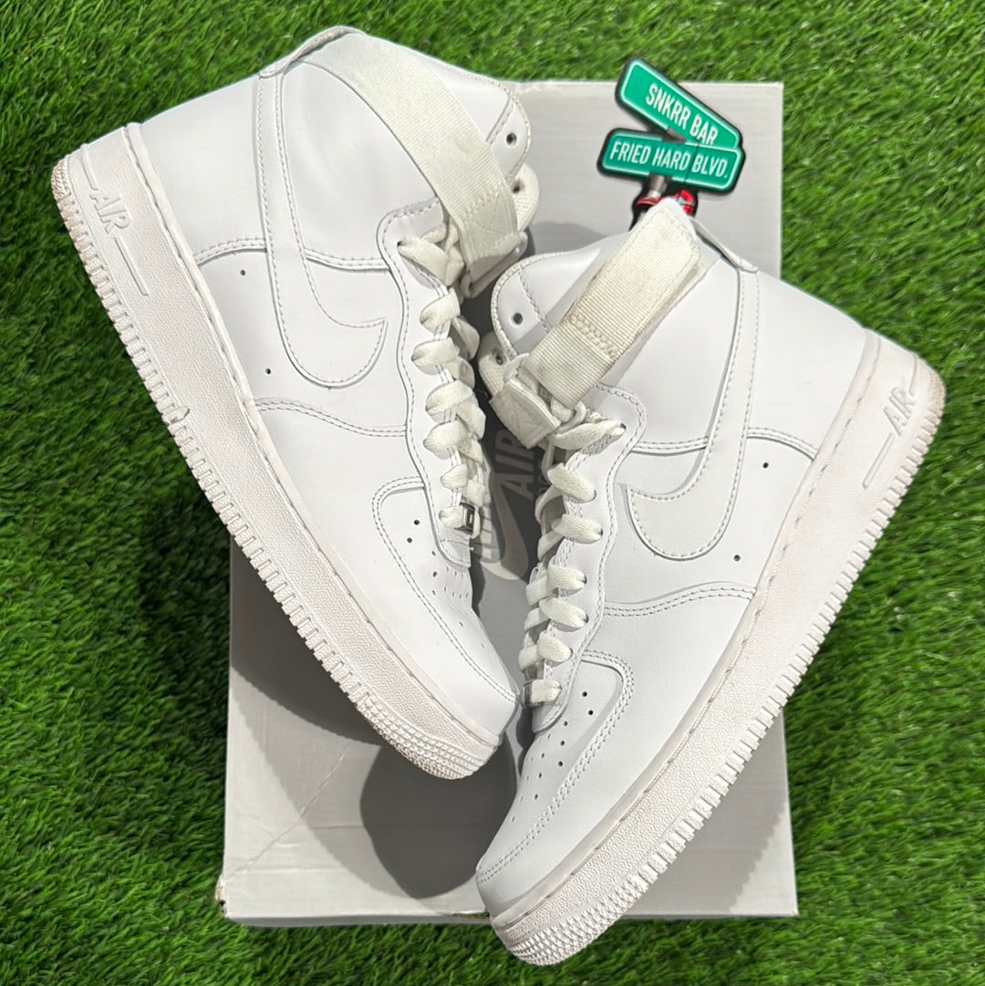 Air Force 1 High '07 'Triple White' 8.5M/10W
