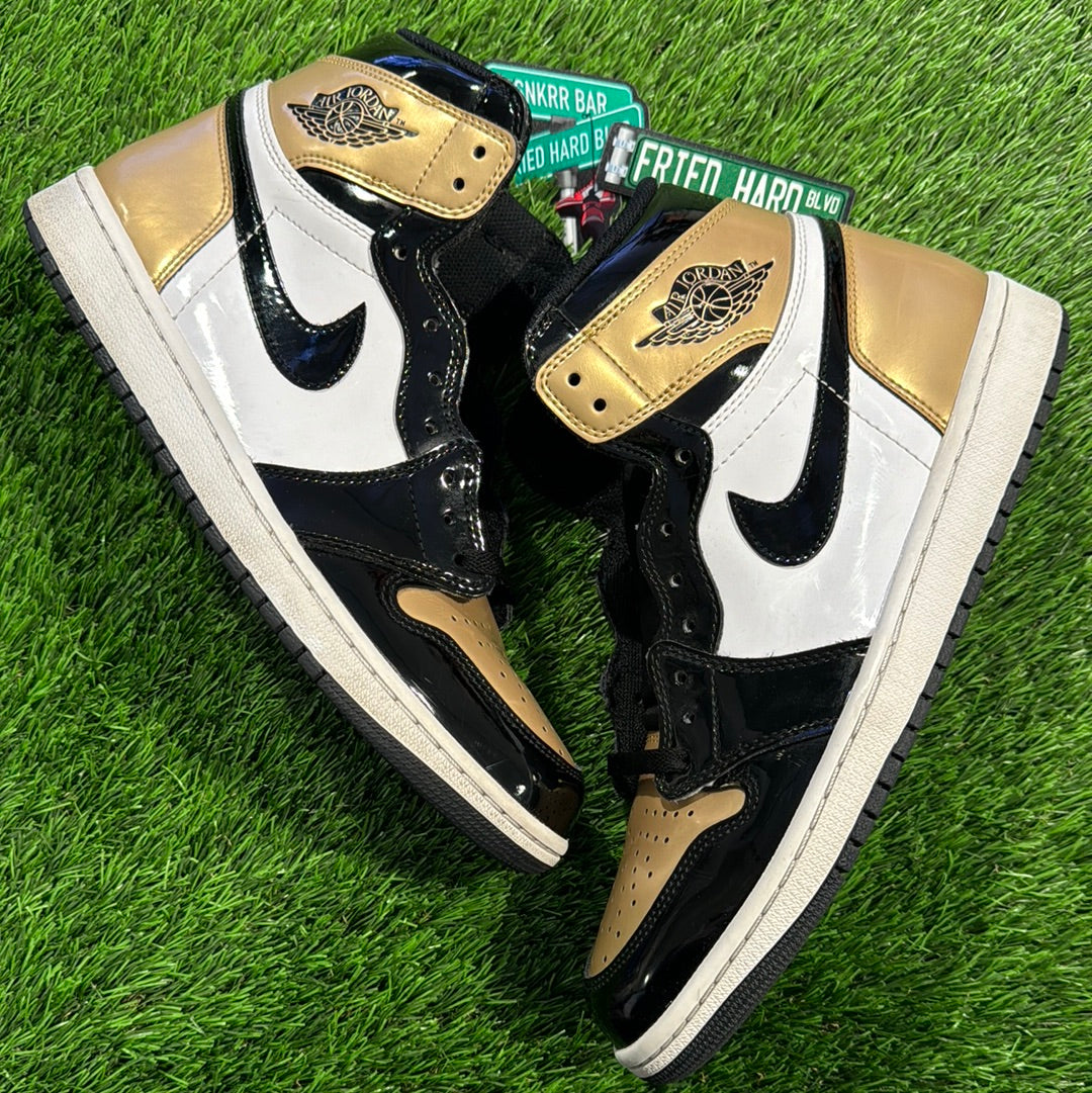 Air Jordan 1 Retro High OG NRG 'Gold Toe'