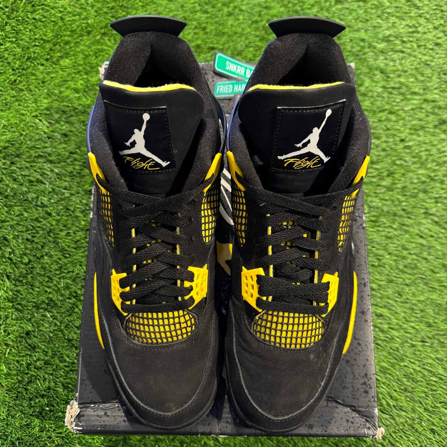 Air Jordan 4 Retro 'Thunder' 2023