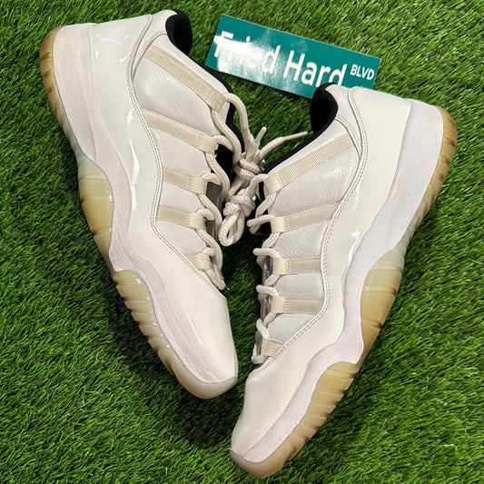 Air Jordan 11 Retro Low 'Legend Blue'