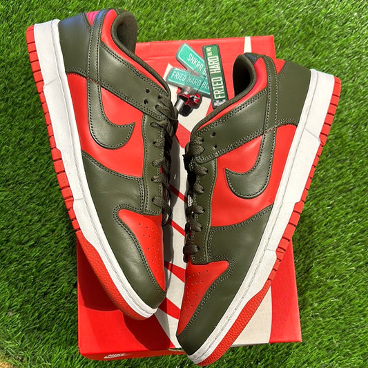 Dunk Low 'Cargo Khaki Mystic Red'