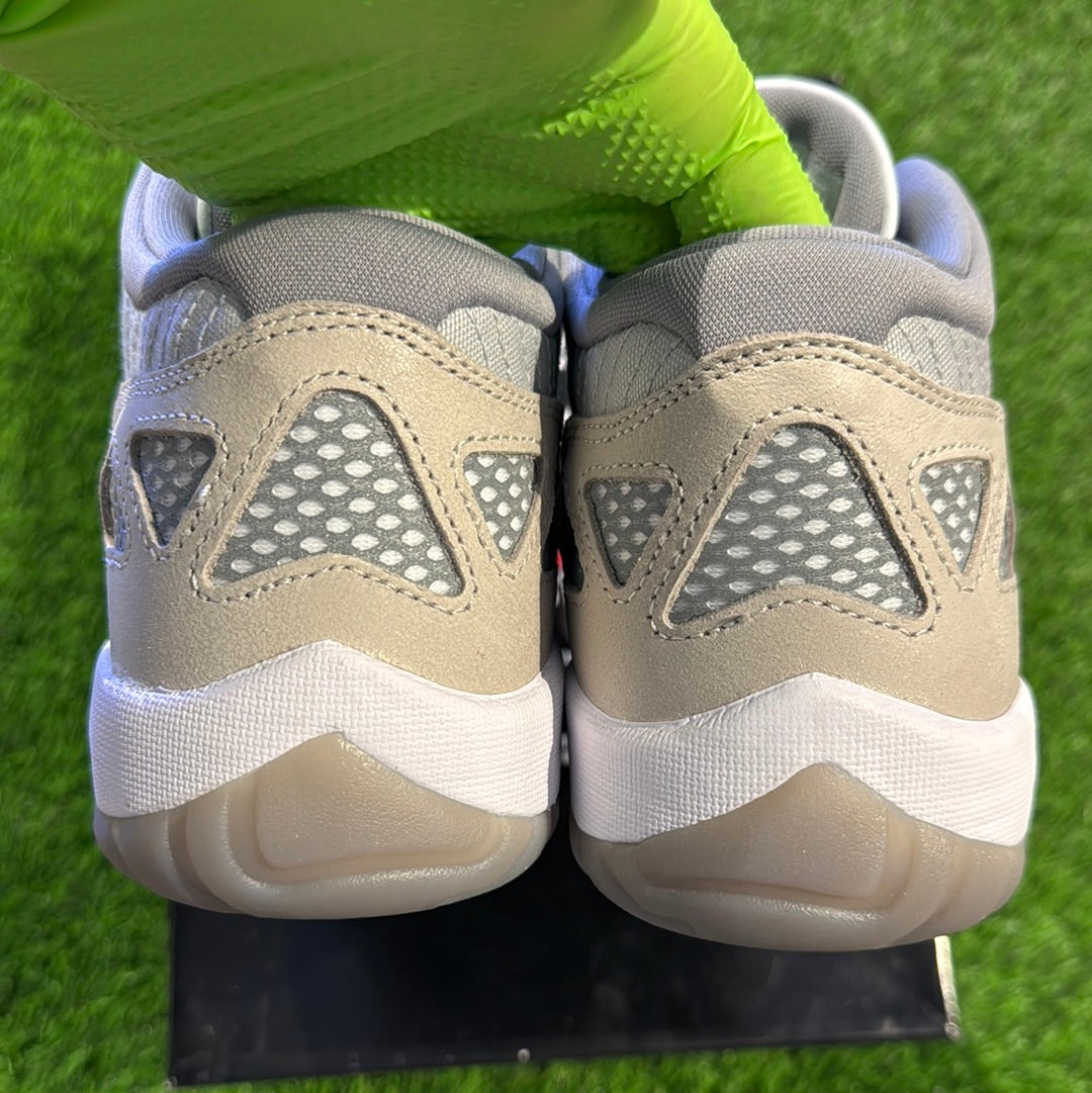 Air Jordan 11 Retro Low IE 'Light Orewood Brown'