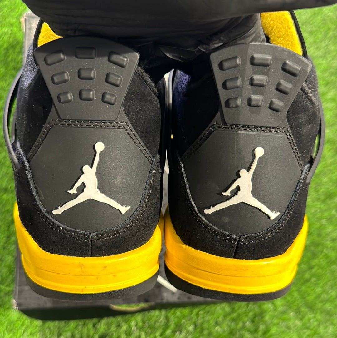 Air Jordan 4 Retro 'Thunder' 2023
