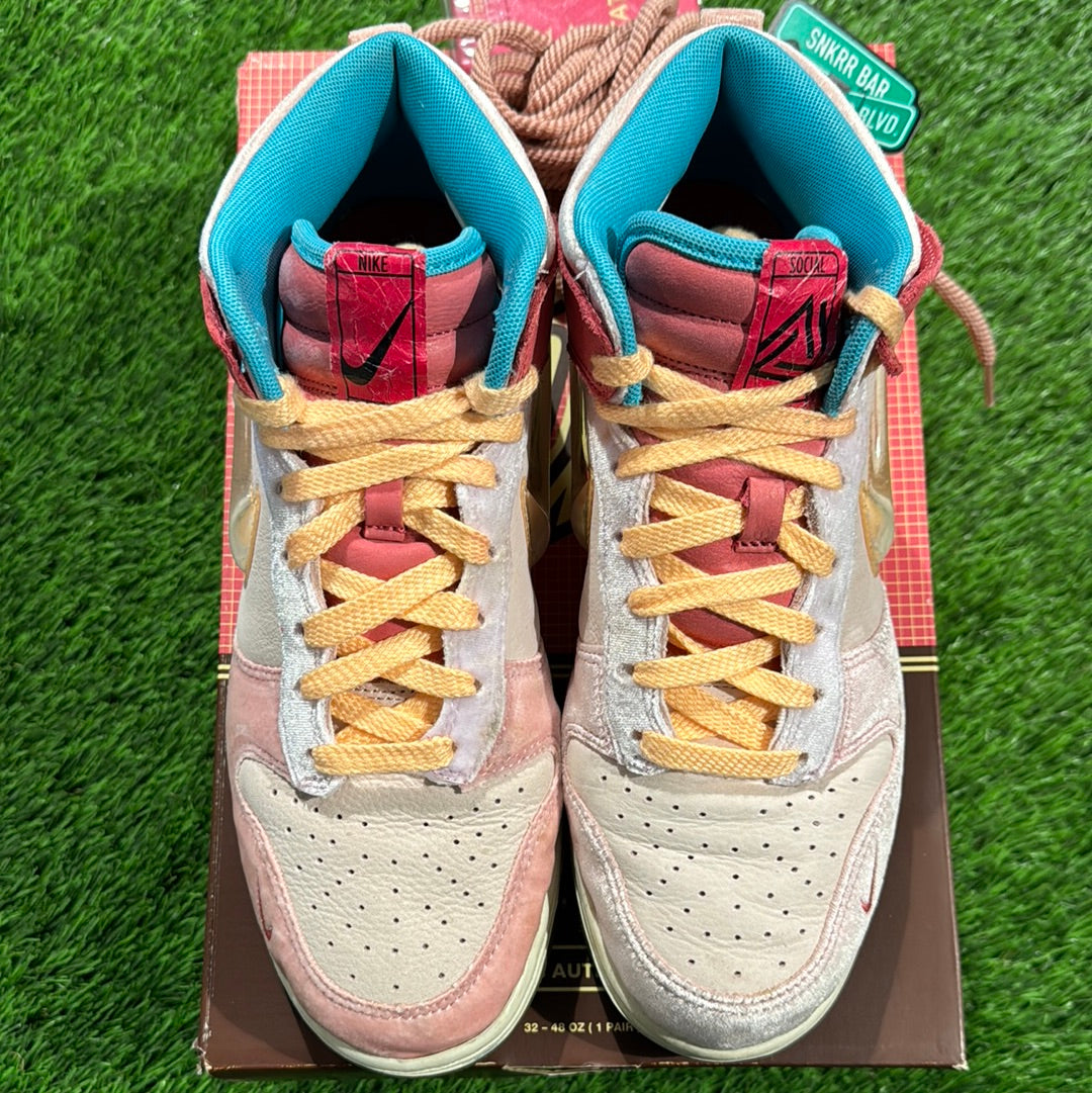 Social Status x Dunk Mid 'Strawberry Milk'