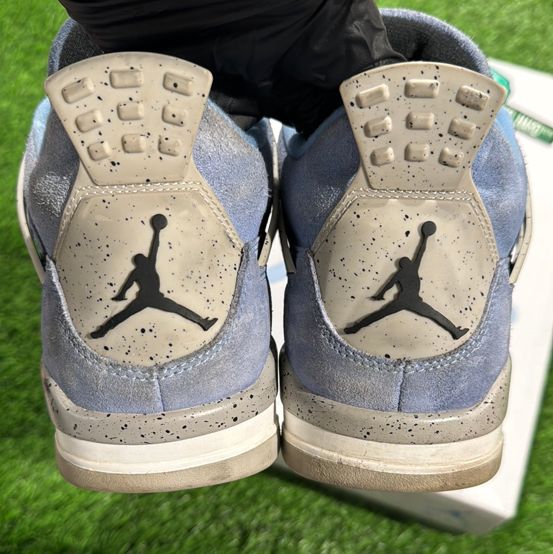 Air Jordan 4 Retro 'University Blue'