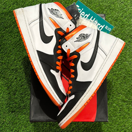 Air Jordan 1 Retro High OG 'Electro Orange'