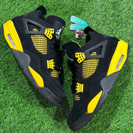 Air Jordan 4 Retro 'Thunder' 2023