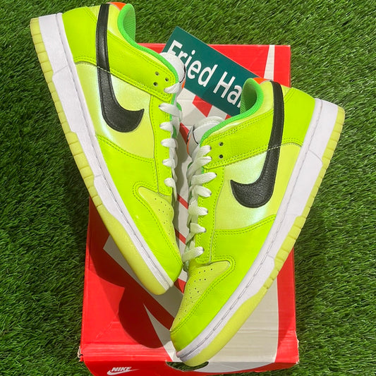 Dunk Low SE 'Volt'
