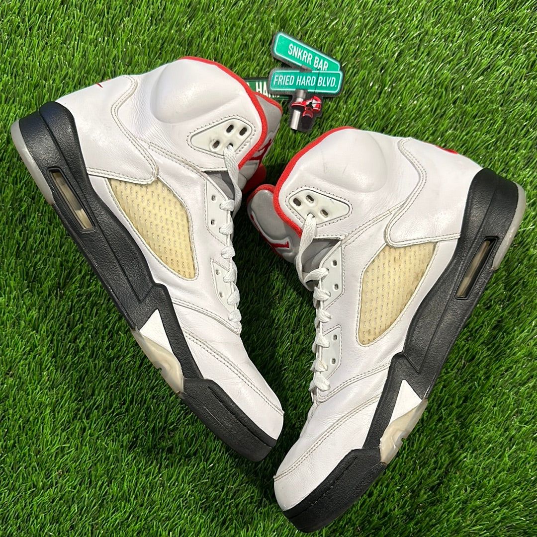 Air Jordan 5 Retro 'Fire Red' 2020