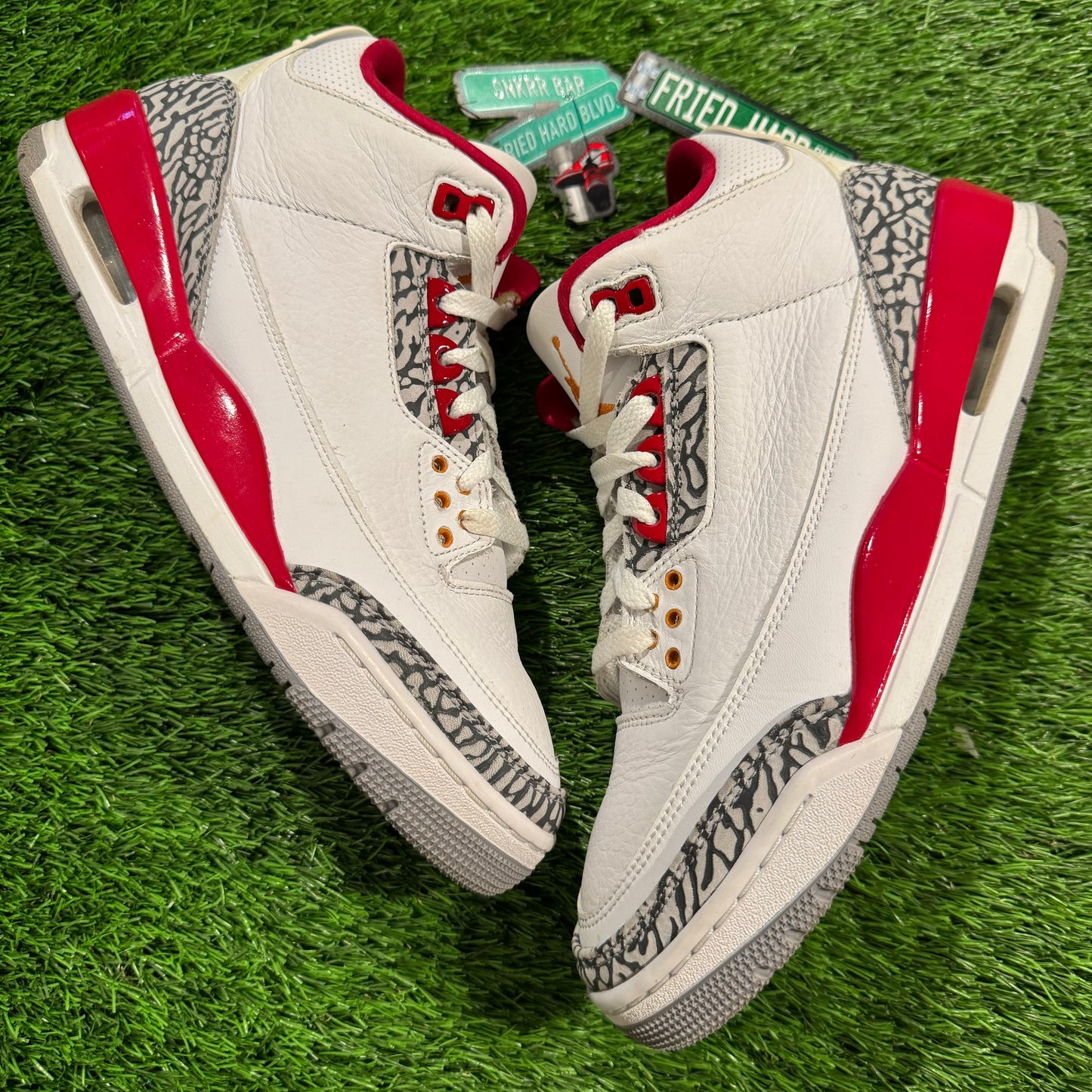Air Jordan 3 Retro 'Cardinal Red'
